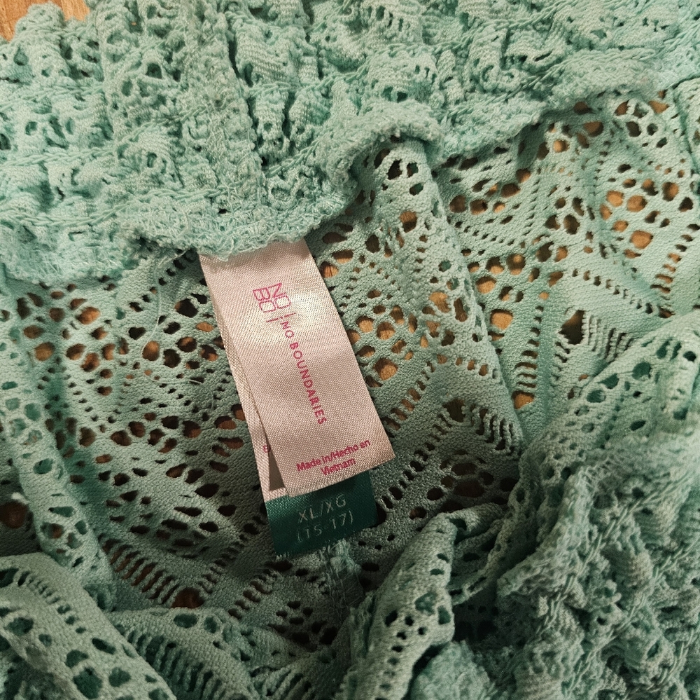 Set of 3- No Boundaries Swim Lace Shorts Bundle - Picture 3 of 4